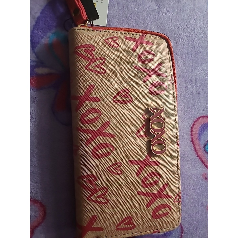 XOXO Ladies Zip-around Wallet - Beige with Pink Hearts and Logo - 7.5 x 4 Inches